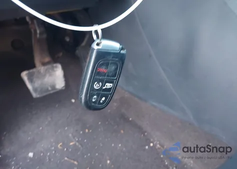 2014 Jeep Cherokee Limited из США, поврежденный, VIN 1C4PJMDS4EW142077